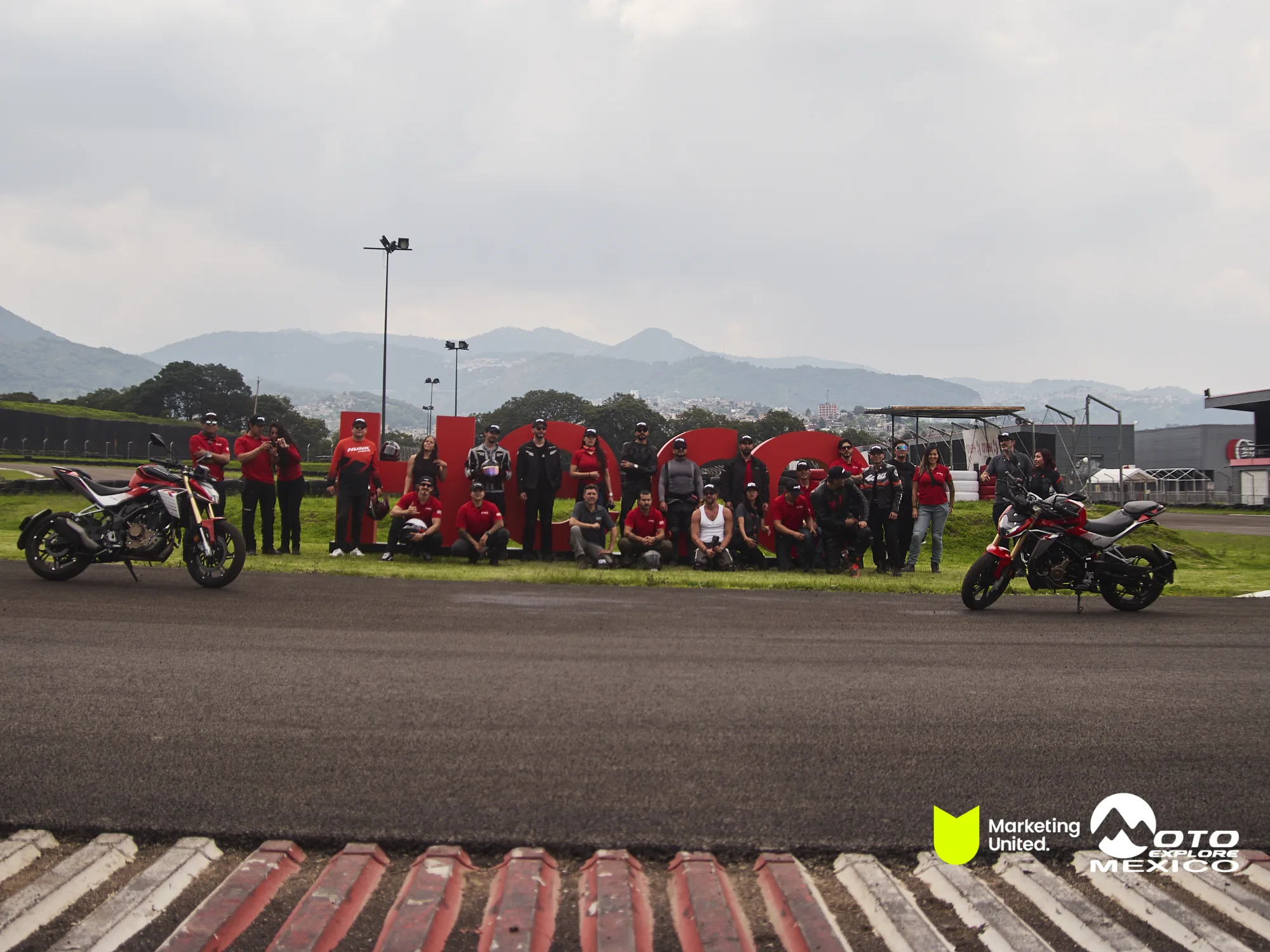 HUNK TRACKDAY 549